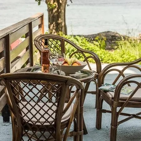 Theofilia Sea Side * بينيتسيس