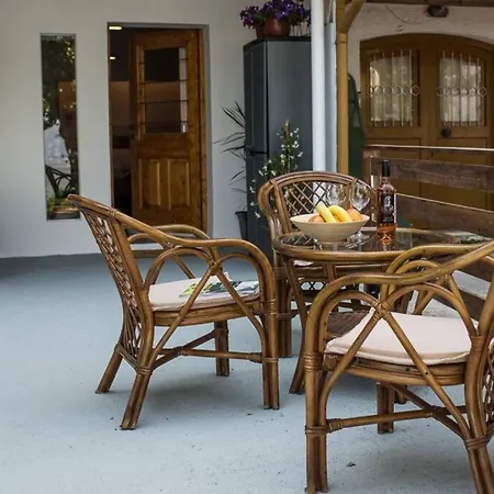 Theofilia Sea Side *